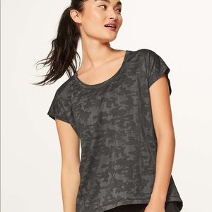 Lululemon Miles Ahead Short Sleeve (Camo) Small/medium